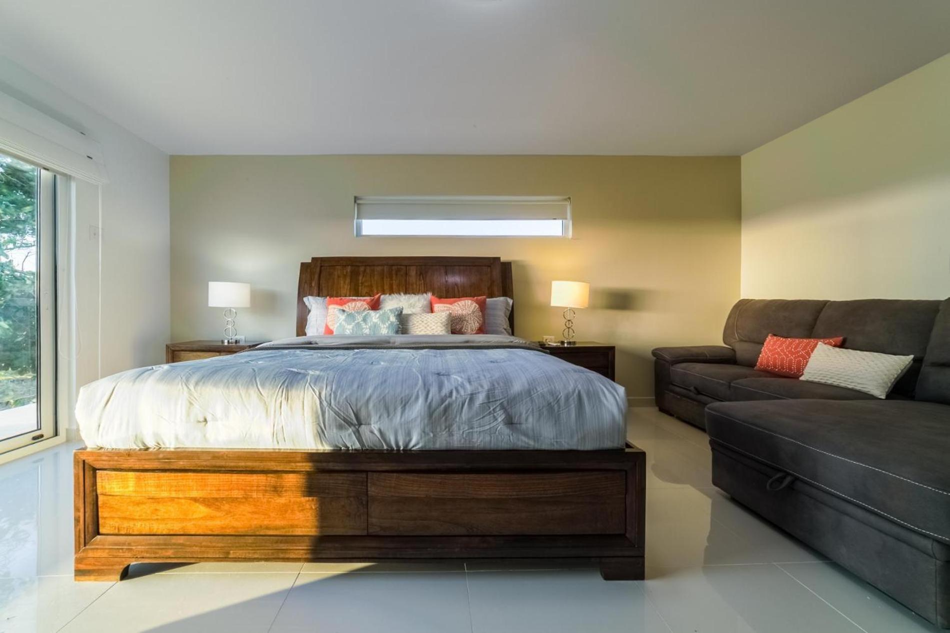 Koyari Modern Condos 9Br 7Ba Sleeps 26 W/ Pool And Roof Deck Palm Beach Екстер'єр фото