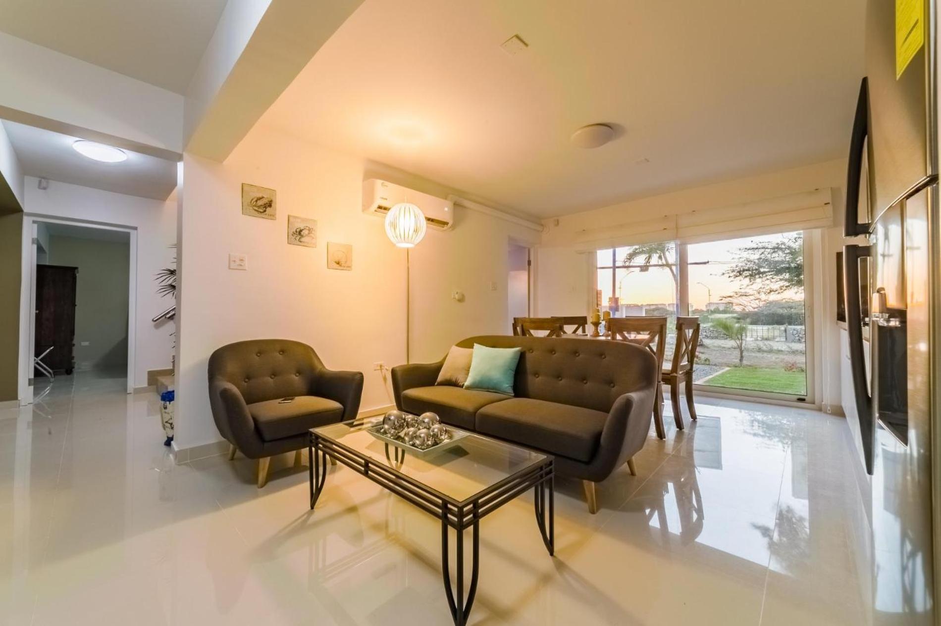 Koyari Modern Condos 9Br 7Ba Sleeps 26 W/ Pool And Roof Deck Palm Beach Екстер'єр фото