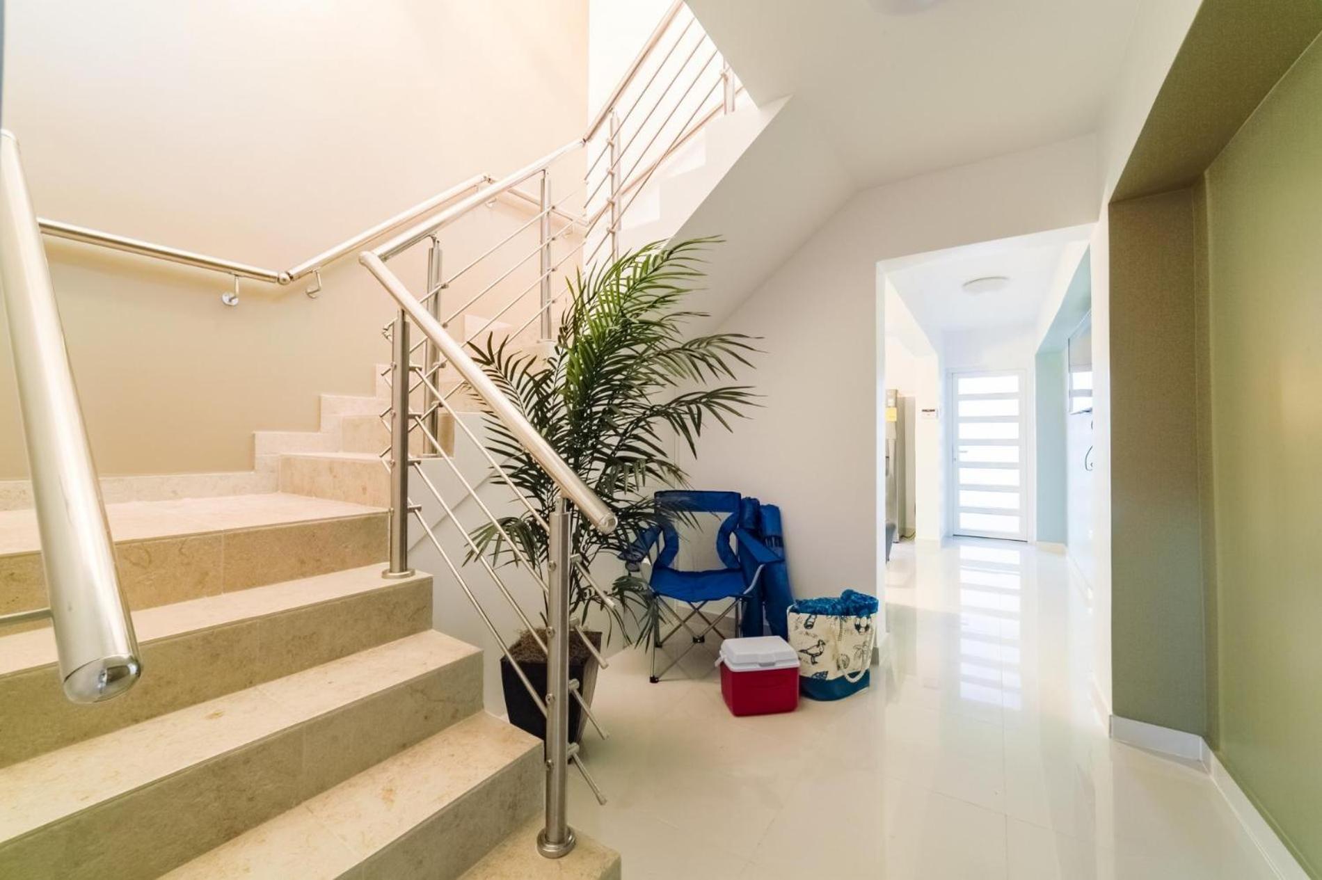 Koyari Modern Condos 9Br 7Ba Sleeps 26 W/ Pool And Roof Deck Palm Beach Екстер'єр фото