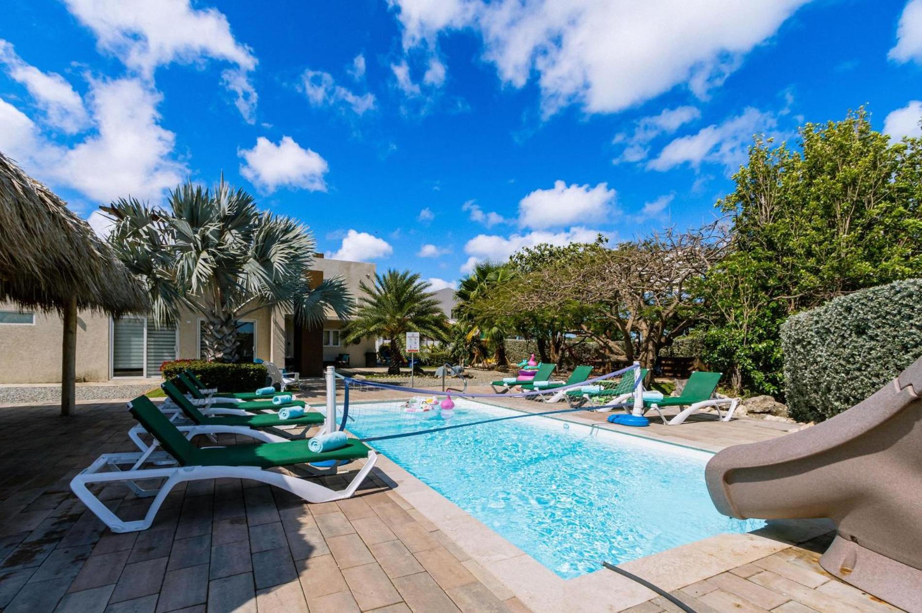 Koyari Modern Condos 9Br 7Ba Sleeps 26 W/ Pool And Roof Deck Palm Beach Екстер'єр фото