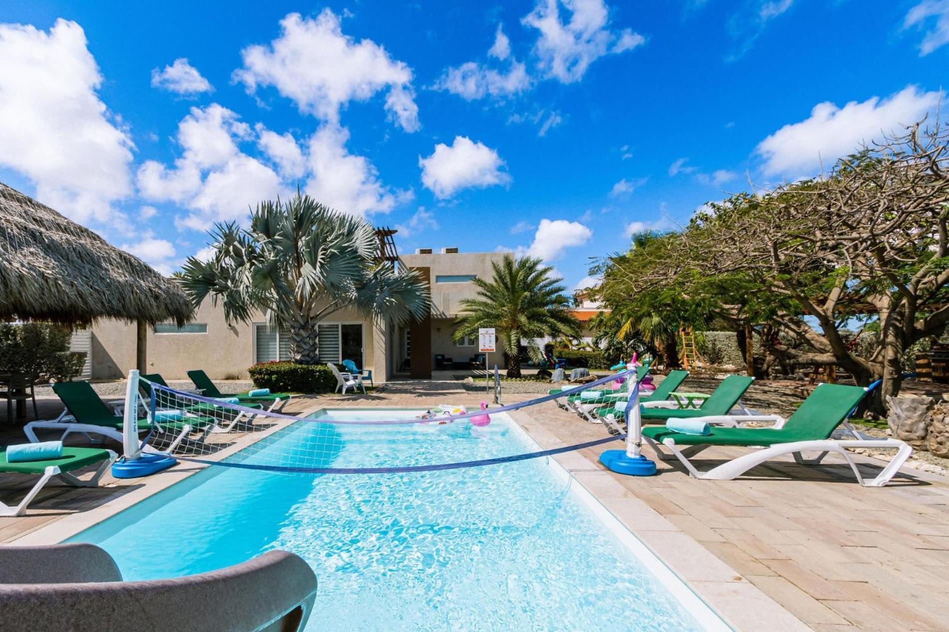 Koyari Modern Condos 9Br 7Ba Sleeps 26 W/ Pool And Roof Deck Palm Beach Екстер'єр фото