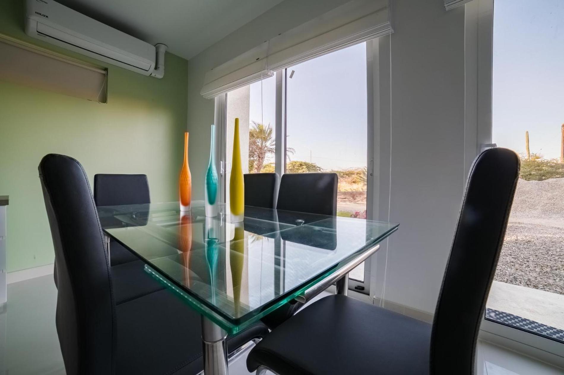 Koyari Modern Condos 9Br 7Ba Sleeps 26 W/ Pool And Roof Deck Palm Beach Екстер'єр фото