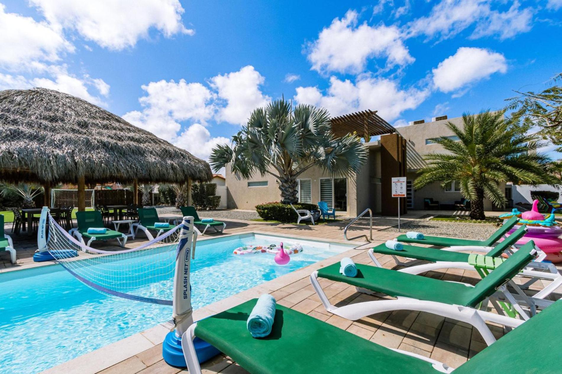 Koyari Modern Condos 9Br 7Ba Sleeps 26 W/ Pool And Roof Deck Palm Beach Екстер'єр фото
